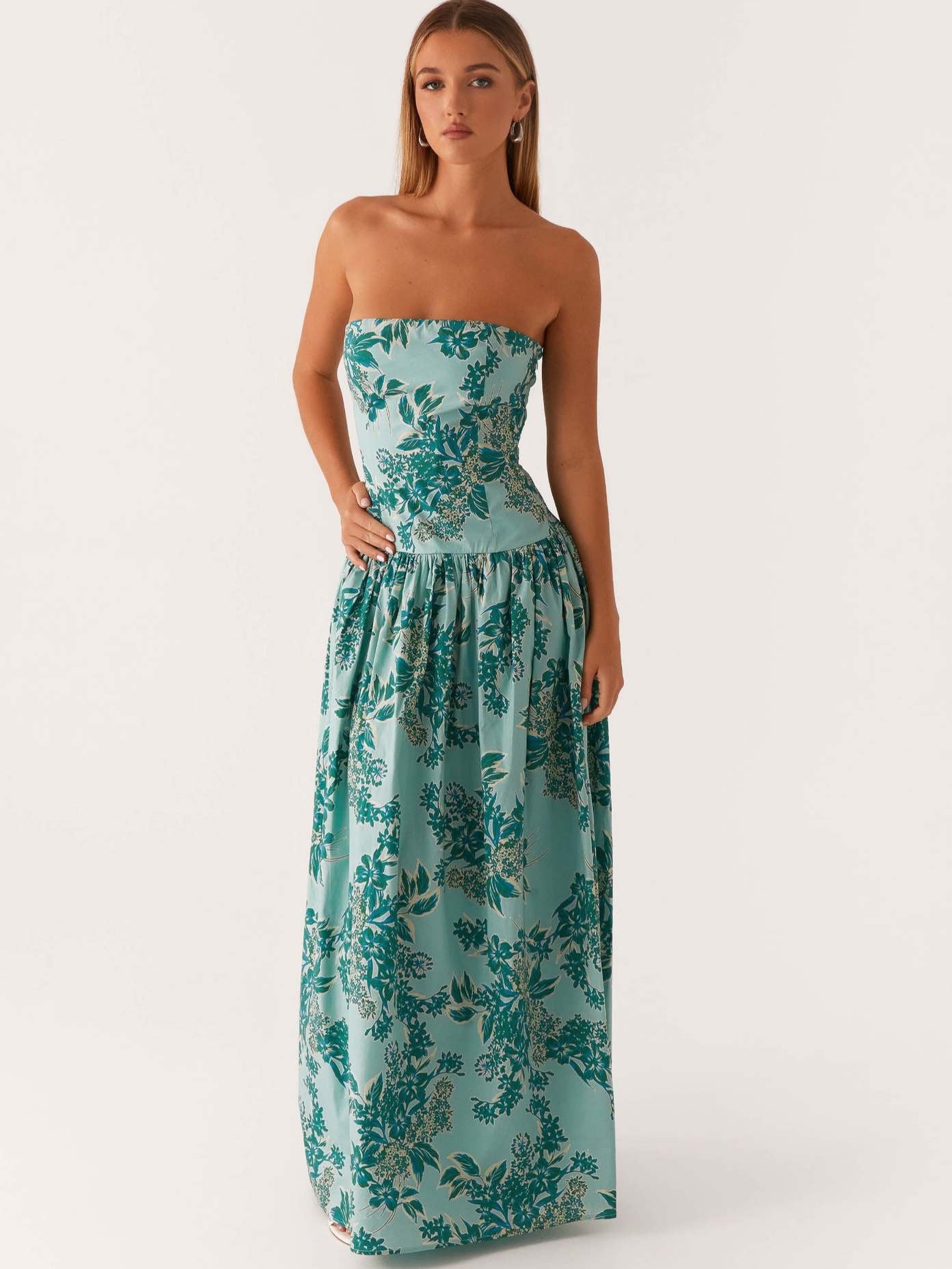 langes Blumen Kleid